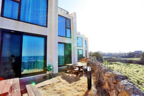 Coveted Palms Village Pension